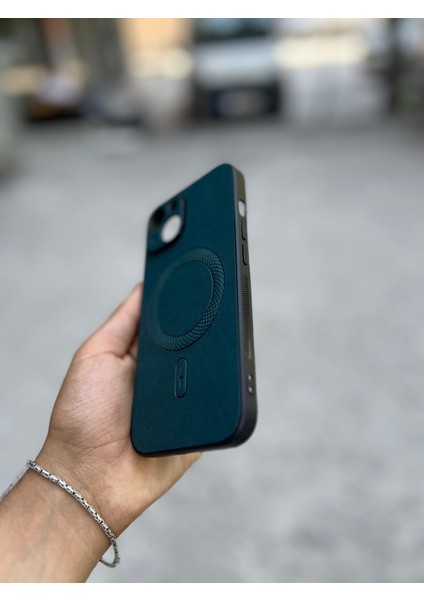 iphone 15 Uyumlu Magsafe Özellikli Deri Görünümlü Silikon Kılıf modelleri