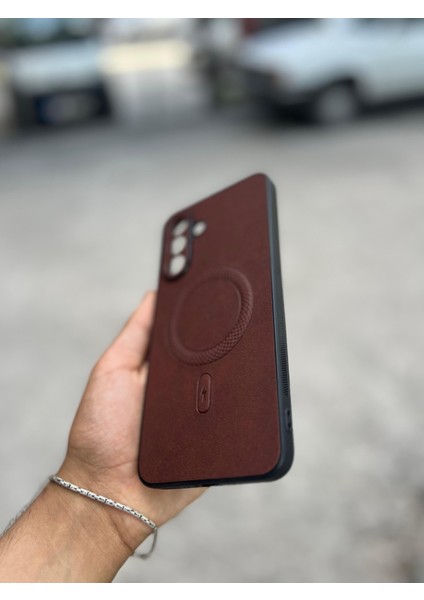 Samsung Galaxy A55 Uyumlu Magsafe Özellikli Deri Görünümlü Silikon Kılıf modelleri
