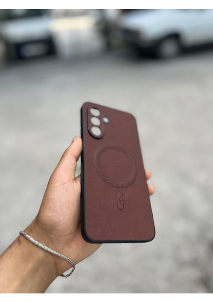 Samsung Galaxy S24 Fe Uyumlu Magsafe Özellikli Deri Görünümlü Silikon Kılıf fırsatları
