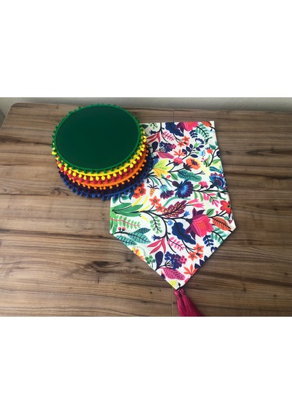 Otantik Desenli Runner & Karışık Renkli Ponponlu Supla