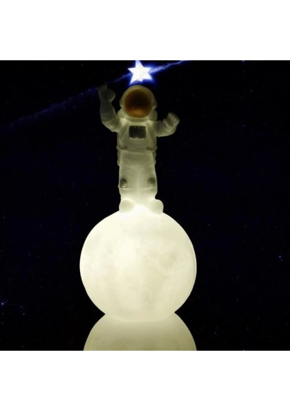 Astronot Şekilli Gece ve Masa Lambası