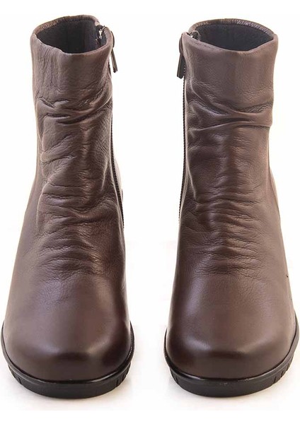 Kadın Bot 2001 modelleri