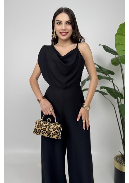 Élan Kadın Drapeli Detaylı Siyah Tulum – Dokulu Kumaş Şıklığı modelleri