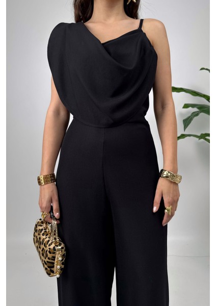 Élan Kadın Drapeli Detaylı Siyah Tulum – Dokulu Kumaş Şıklığı fırsatları