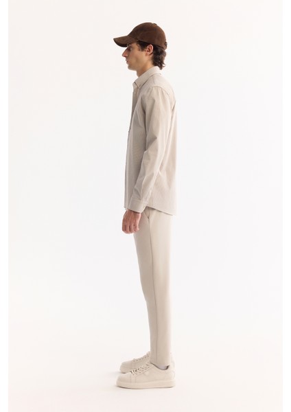 Erkek Bej Düğmeli Yaka Bi-Stretch Kolay Ütülenen Çizgili Slim Fit Gömlek A52Y2098