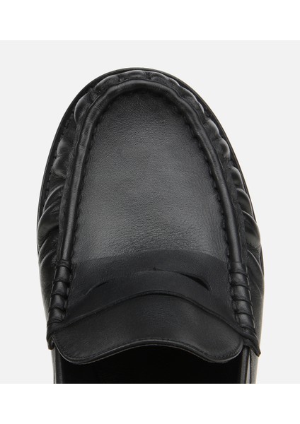 01AYH311570A100 KADIN Deri Siyah Günlük Loafer fırsatları