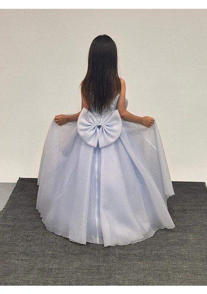 Kız Çocuk Abiye Büyük Çiçekli Taş Detaylı Kasnaklı Mavi Çocuk Gelinlik 2-11 Yaş modelleri