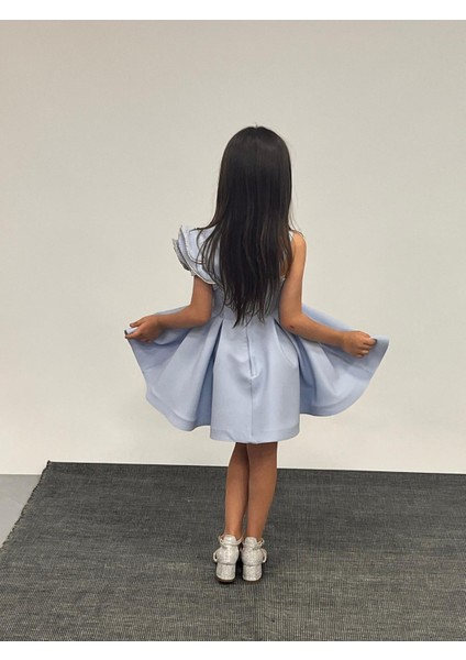 Kız Çocuk Abiye Mavi Kısa Tek Omuz Gül Detaylı Krep Kumaş Abiye Elbise 5-10 Yaş modelleri