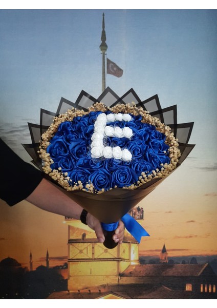 30 Lu LED Işıklı Kenar Süslemeli ve Harfli Solmayan Gül Buketi Mavi Gül Dışı Siyah fiyatları