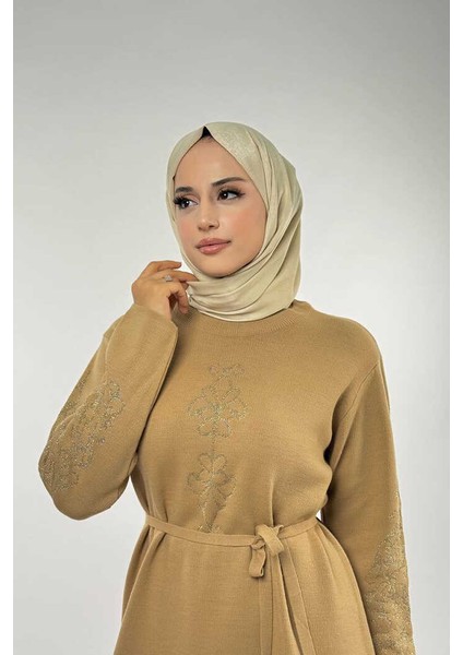 Bel Kuşaklı Desenli Triko Elbise 18304 Taba fırsatları