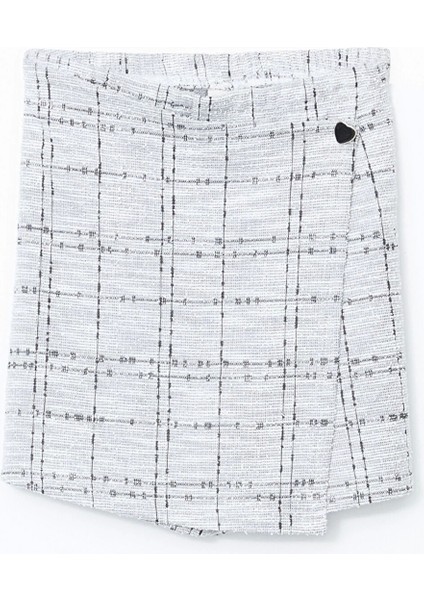 Lcw Kids Siyah Bisiklet Yaka Kız Çocuk Tişört ve Şort Etek indirimleri