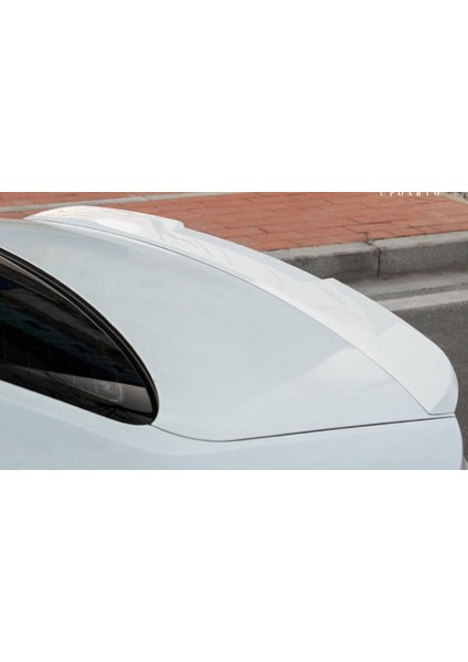 Audi A4 B9 Bıçak Model Spoyler 2017+ Parlak Siyah