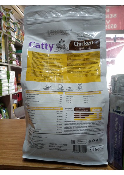 Yetişkin Kedi Kuru Mama Tavuklu 1.5 KG fiyatları