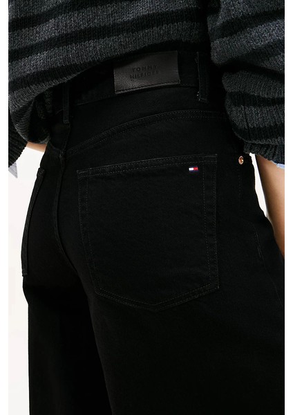 Siyah Denim 70'ler Stili Geniş Paça Yüksek Bel Kadın Jeans WW0WW482541BY fırsatları