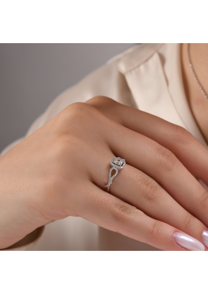 0.32 Karat Baget Pırlanta Yüzük, Gerçek Pırlanta, Sertifikalı Mücevher modelleri