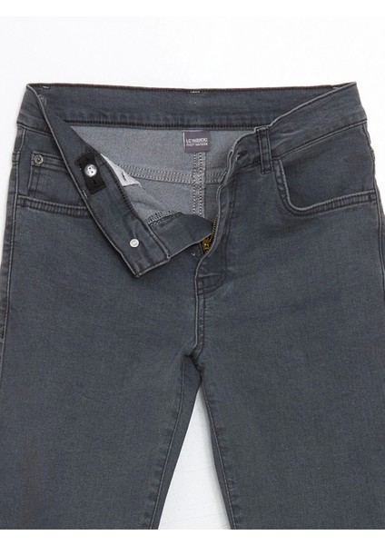 Lcw Kids Gri Beli Ayarlanabilir Lastikli Erkek Çocuk Jean Pantolon indirimleri