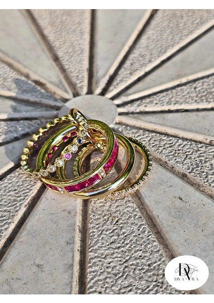 - Fusion Set – 4'lü Kadın Yüzük Serisi Model 3 modelleri