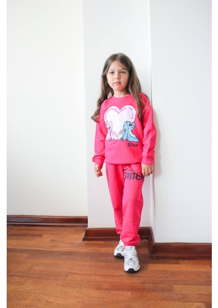 Stitch Detaylı 3 Ip Şardonsuz Kız Çocuk Kışlık Eşofman Takımı modelleri