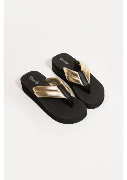 Nora Platform Topuk Parmak Arası Kadın Plaj Terlik fırsatları