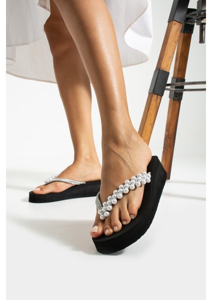 Sabrina Taşlı Parmak Arası Acıtmaz Kadın Terlik