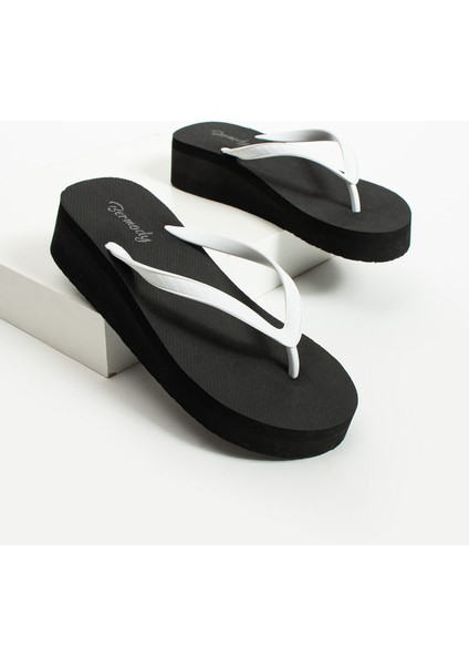 Pamela Parmak Arası Kadın Havuz Plaj Terliği modelleri