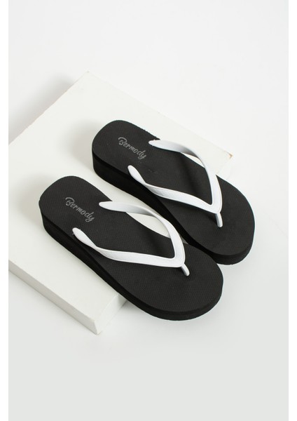 Pamela Parmak Arası Kadın Havuz Plaj Terliği fırsatları