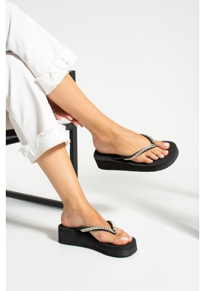 Adel Platform Gümüş Taşlı Kadın Parmak Arası Terlik