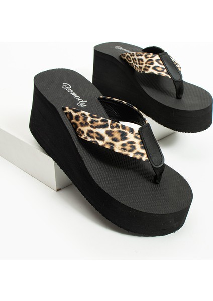 Robin Yüksek Topuk Kadın Parmak Arası Plaj Terlik modelleri