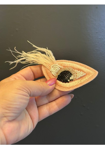 Boncuk Işleme Kuş Tüğlü Boncuk Işleme Göz Broş Yaka Iğnesi 10X6 cm fiyatları