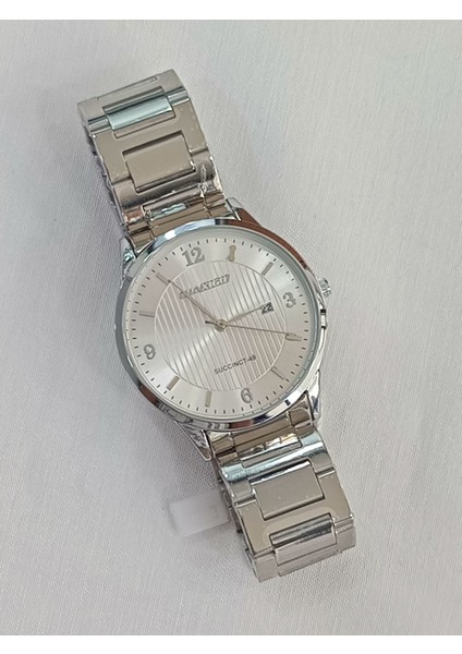 Çelik kordonlu, takvim göstergeli, su geçirmez, 2 yıl garantili Erkek Kol Saati fırsatları