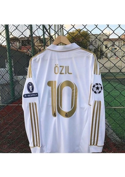 R.e.a.l M.a.d.r.i.d 2011-12 Sezon Mesut Özil Nostalji Forması (Byz)