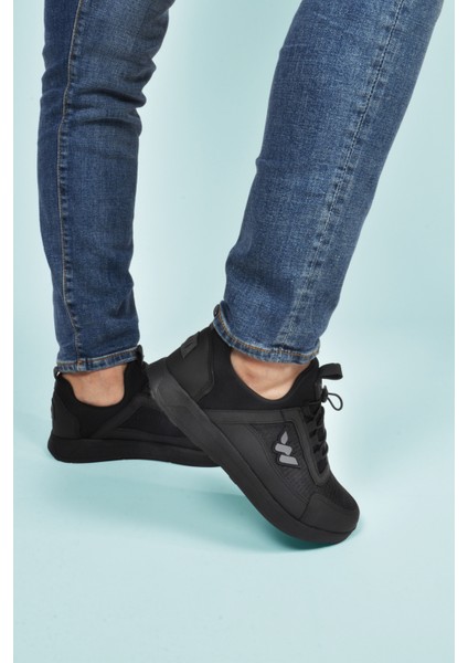 Siyah Kilit Bağcıklı Hafif Esnek Erkek Spor Ayakkabı Apollo 166 M modelleri