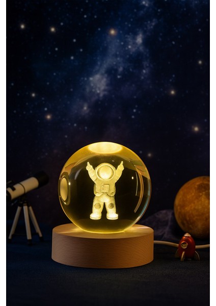 3D Astronot Küre Kristal Gün Işığı LED Gece Lambası – Usb'li Ahşap Standlı LED Masa - Gece Lambası