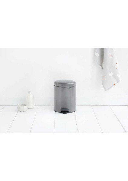 Newıcon Platınum Pedallı Çöp Kutusu 3l
