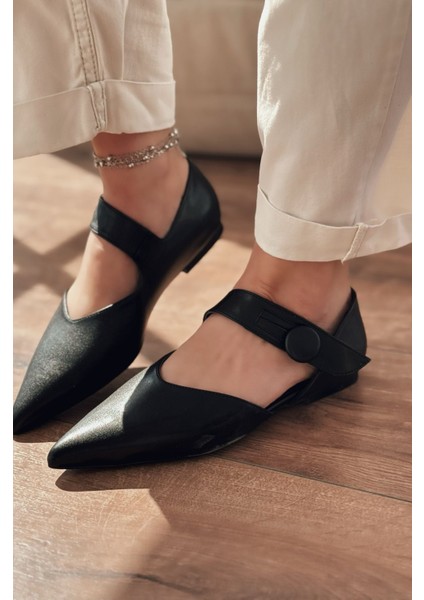 Peronsa Mat Deri Siyah Düğme Detaylı Babet modelleri