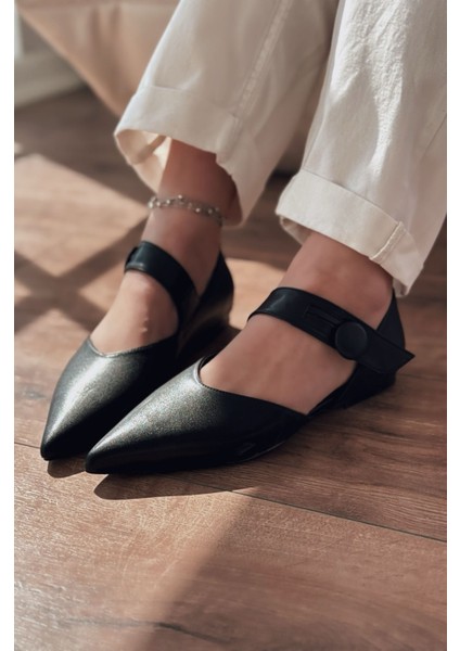 Peronsa Mat Deri Siyah Düğme Detaylı Babet fırsatları