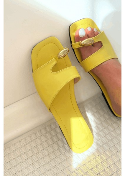 Velto Mat Deri Sarı Parmak Arası Kadın Terlik indirimleri