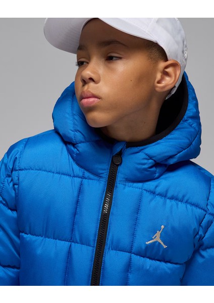 Nıke Jordan Jdn Essentıal Mdwt Puffer Erkek Çocuk Mont 95F009 modelleri