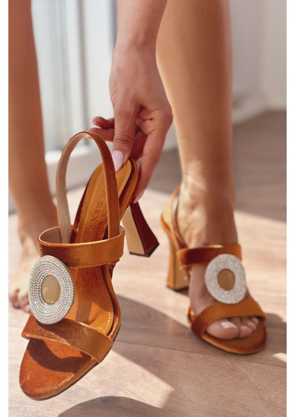 Poved Kadife Taş Detaylı Topuklu Ayakkabı Turuncu fiyatları