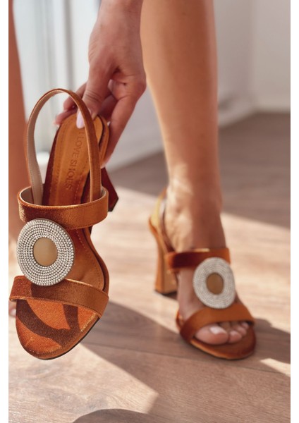 Poved Kadife Taş Detaylı Topuklu Ayakkabı Turuncu modelleri