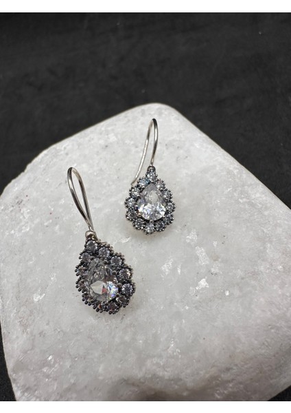 Elmas Model Damla Taşlı Ithal Kadın Gümüş Küpe fiyatları