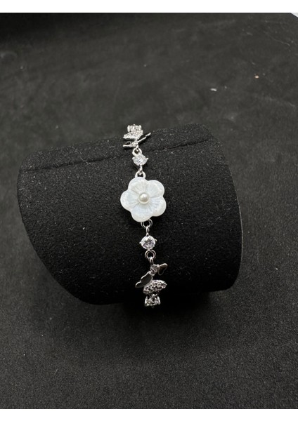 Incili Manolya Çiçeği Ithal Kadın Gümüş Bileklik