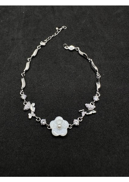 Incili Manolya Çiçeği Ithal Kadın Gümüş Bileklik fiyatları