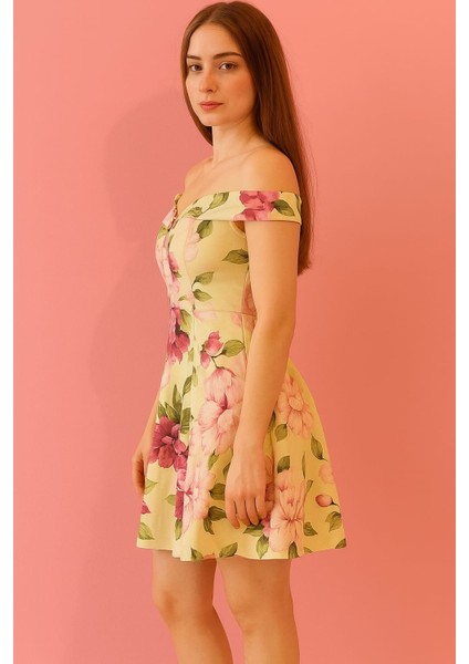 Çiçek Desenli Kayık Yaka Şık Elbise fiyatları