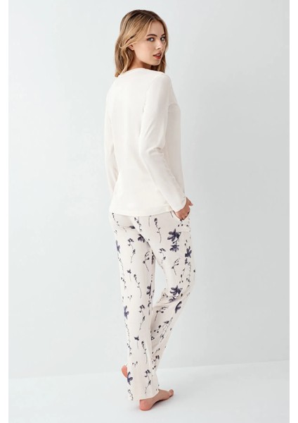 Yumuşak Dokulu Uzun Kol Kadın Pijama Takım 3411 fırsatları