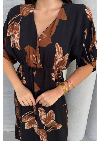 Kısa Kollu Beli Lastikli Desenli Midi Elbise modelleri