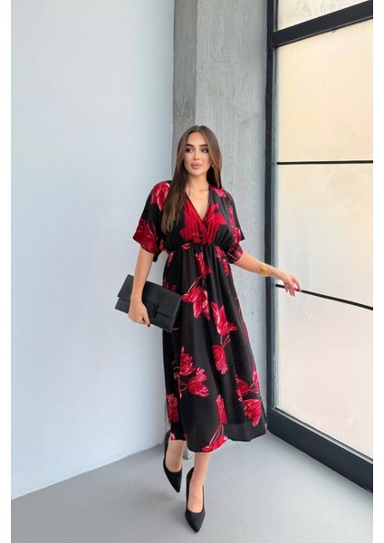 Kısa Kollu Beli Lastikli Desenli Midi Elbise fırsatları