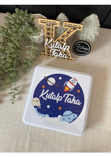Isimli Yeni Doğan Bebek Mevlüt Hediyelik Çikolata-Metal Kutu-Uzaylı Roketli Toplam 50 Adet fiyatları