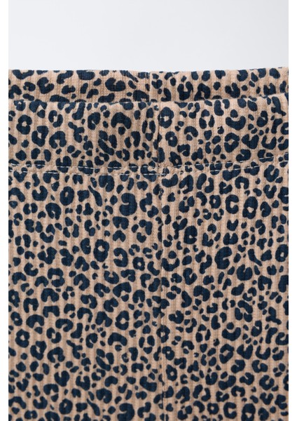 Kız Çocuk Pamuklu Ekru Kalp Aplikeli Sweatshirt ve Leopar Desenli Flare Tayt Takım indirimleri