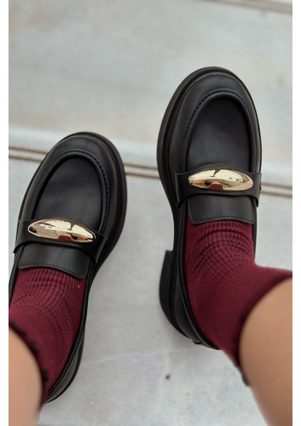 Ravilla Mat Deri Toka Detaylı Kadın Loafer Siyah indirimleri